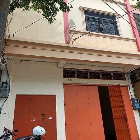 Oyo 93538 Millow Kost Near Gedung Rektorat Iain Parepare Esterno foto