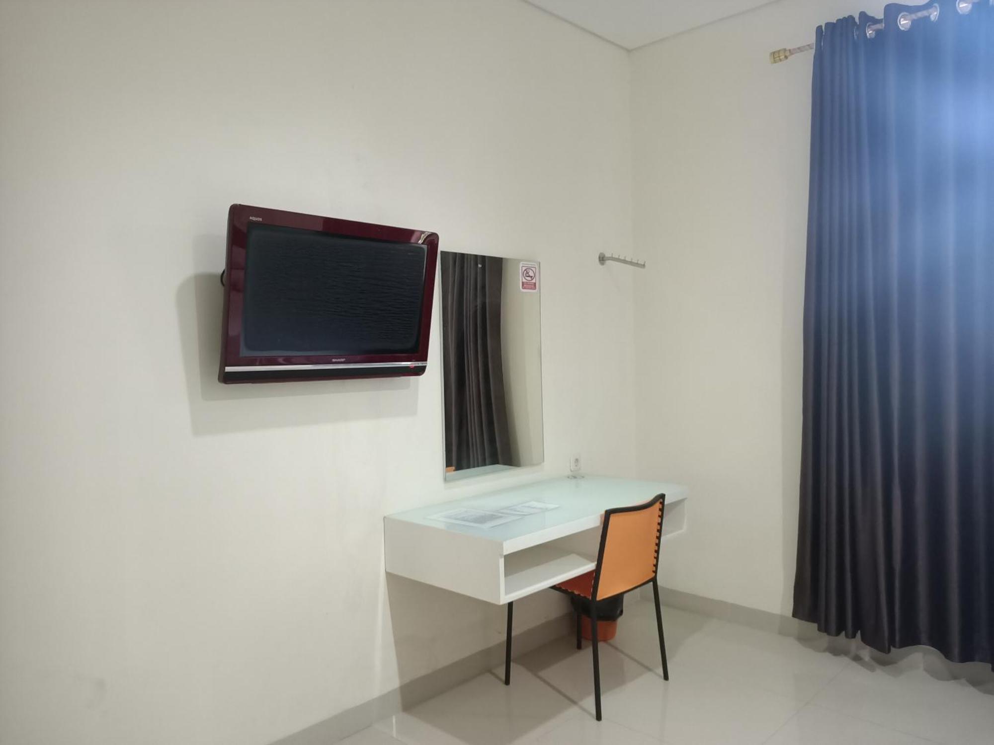 Oyo 93538 Millow Kost Near Gedung Rektorat Iain Parepare Esterno foto